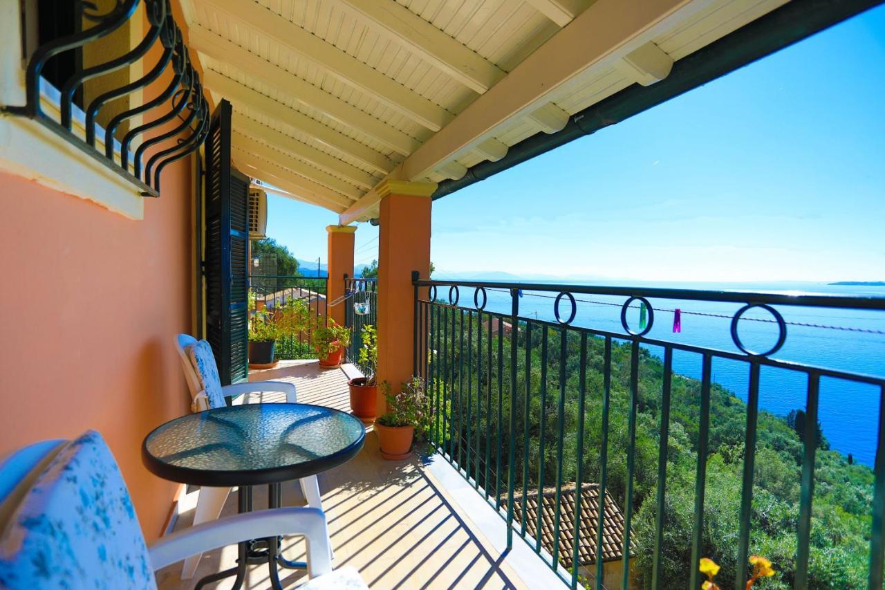 Seaview Calypso Villa Nisaki  Exterior photo